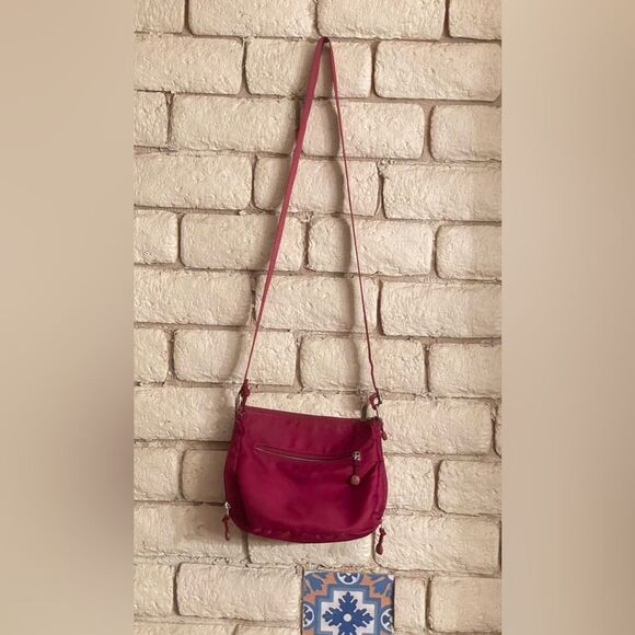 E.T.A Everyday Travel Adventure Burgundy Crossbody - Picture 6 of 7